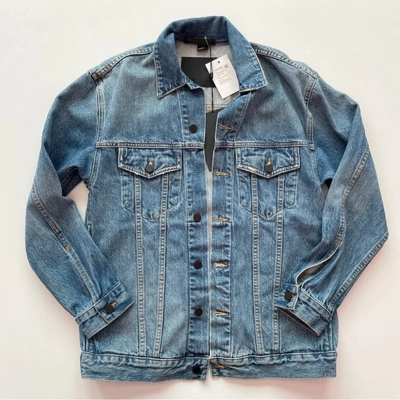 Alexander Wang x Denim Daze Oversized Unisex Faded Jacket in Light Indigo Aged - Picture 7 of 16